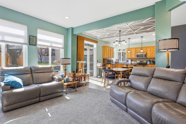 1716 Manchester St., Richland, WA 99352