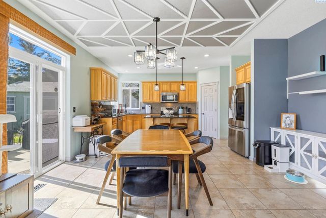 1716 Manchester St., Richland, WA 99352