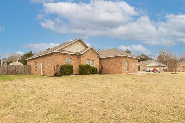 10 Blueberry Lane, Cabot, AR 72023