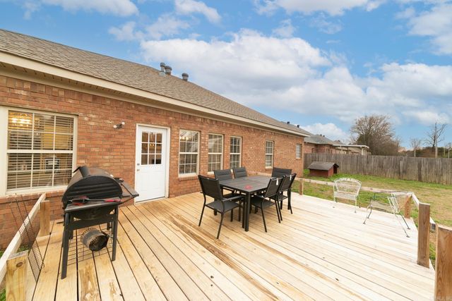 10 Blueberry Lane, Cabot, AR 72023