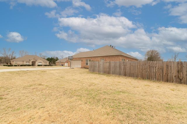 10 Blueberry Lane, Cabot, AR 72023