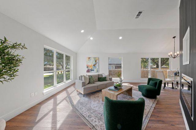 920 Worthington Drive, Desoto, TX 75115