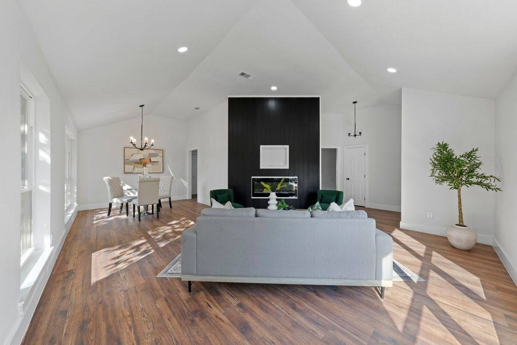 920 Worthington Drive, Desoto, TX 75115 — photo 4