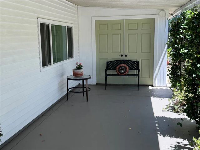 10564 Frontier, Cherry Valley, CA 92223