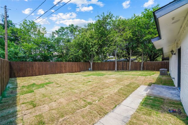 8616 Flicker Lane, Dallas, TX 75238