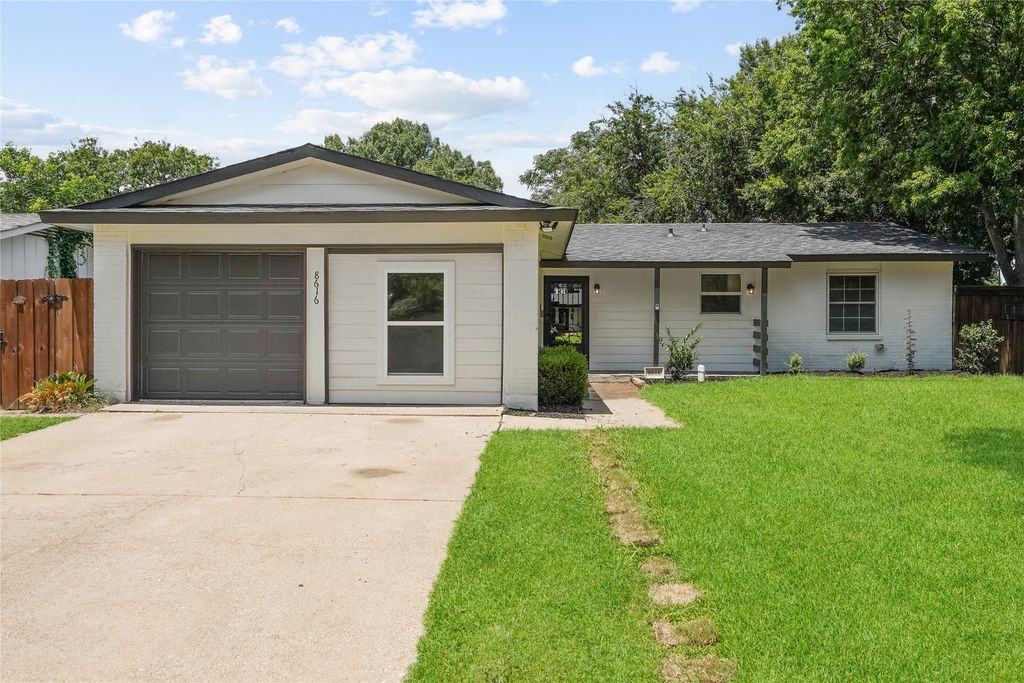 8616 Flicker Lane, Dallas, TX 75238