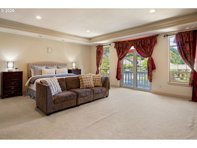 3012 ASHLEY Loop, Eugene, OR 97405