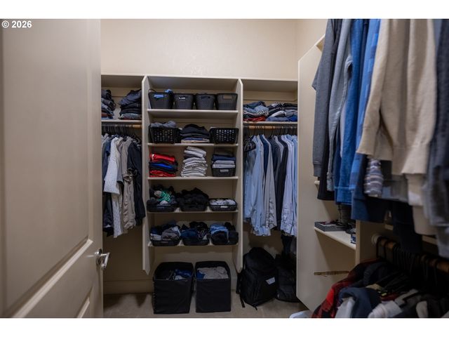 3012 ASHLEY Loop, Eugene, OR 97405