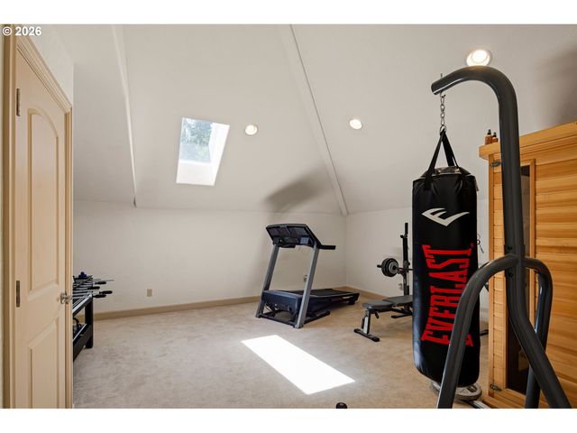 3012 ASHLEY Loop, Eugene, OR 97405
