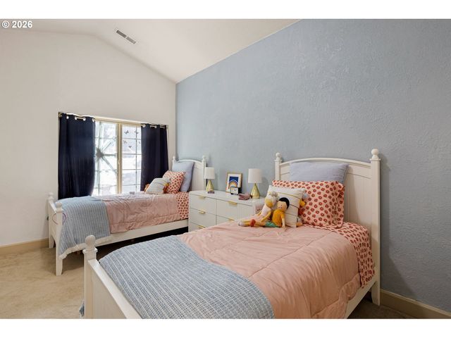3012 ASHLEY Loop, Eugene, OR 97405
