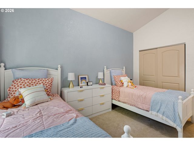 3012 ASHLEY Loop, Eugene, OR 97405