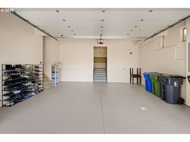 3012 ASHLEY Loop, Eugene, OR 97405