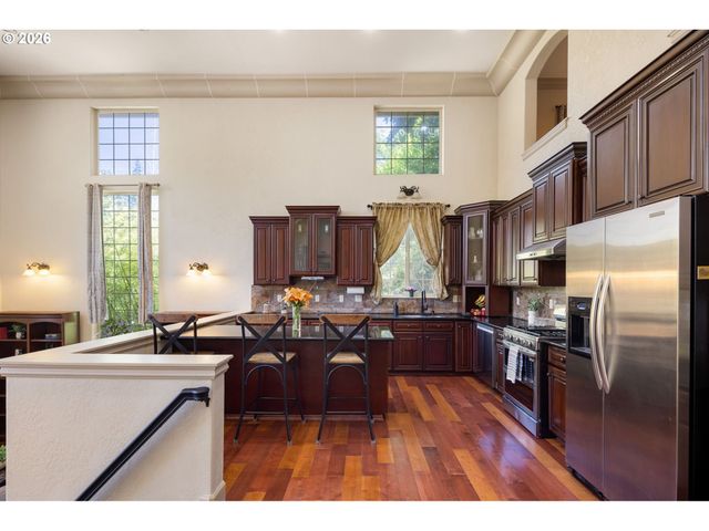 3012 ASHLEY Loop, Eugene, OR 97405