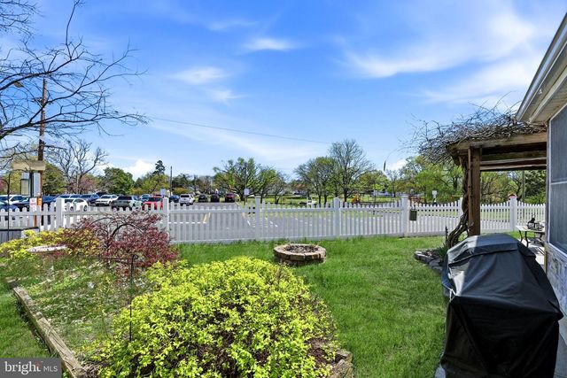 133 OAK AVE, Westville, NJ 08093