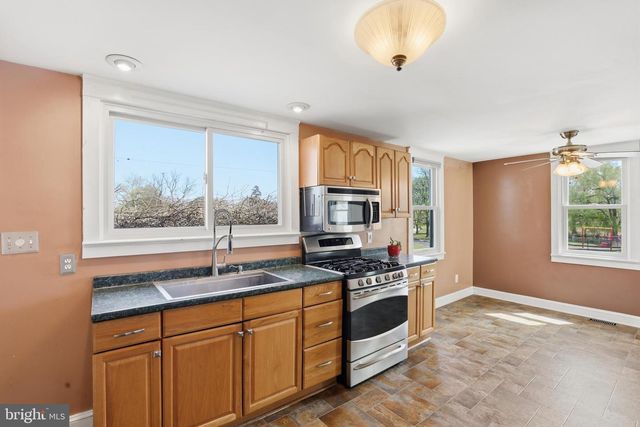 133 OAK AVE, Westville, NJ 08093