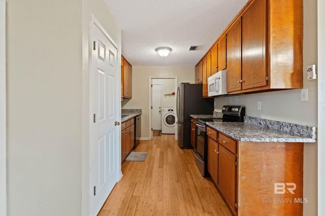 34451 Lee Road, Robertsdale, AL 36567