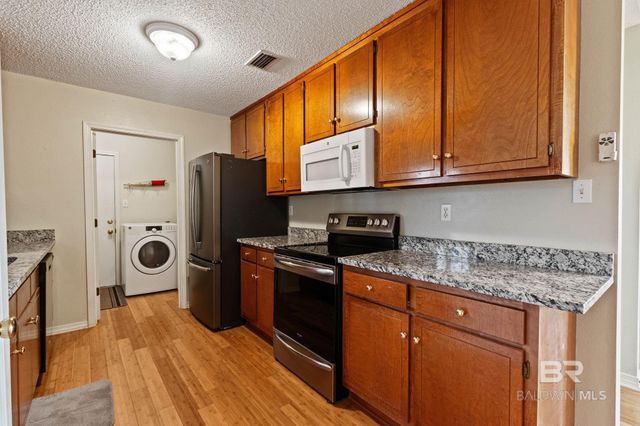 34451 Lee Road, Robertsdale, AL 36567