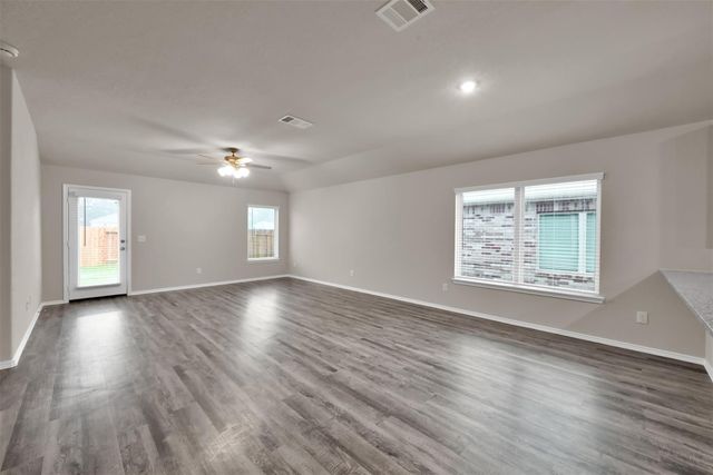 257 Gallant Front Trail, Magnolia, TX 77354