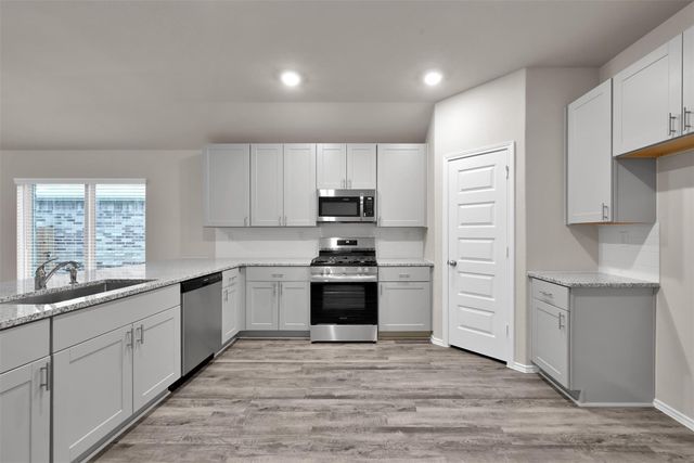 257 Gallant Front Trail, Magnolia, TX 77354