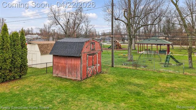 74485 Burk Street, Armada, MI 48005