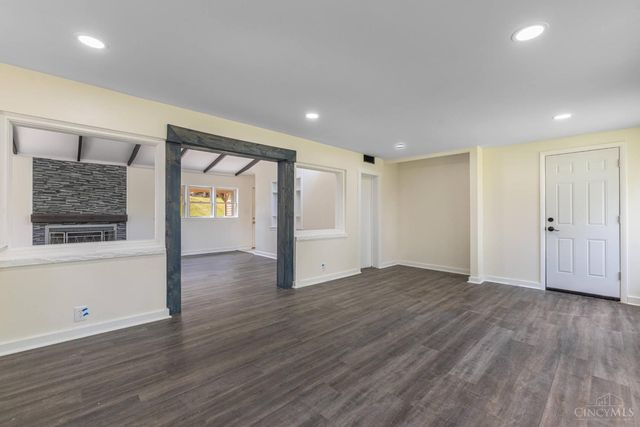 415 Hyde Park Drive, Hamilton, OH 45013