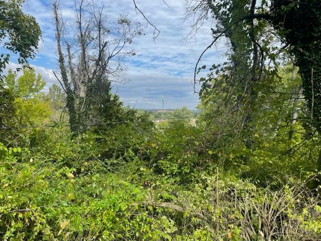 415 Hyde Park Drive, Hamilton, OH 45013