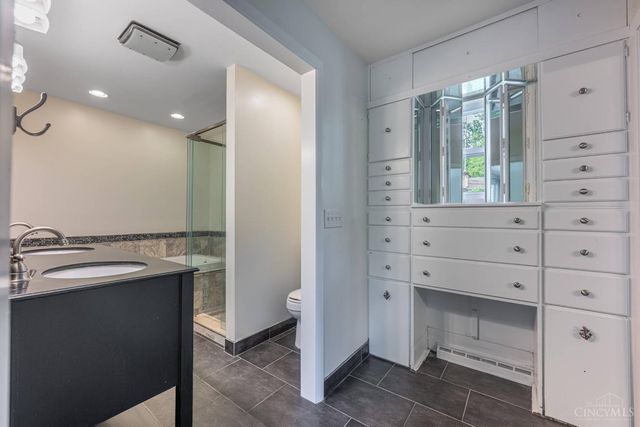 415 Hyde Park Drive, Hamilton, OH 45013