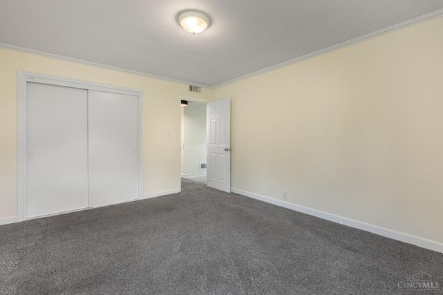 415 Hyde Park Drive, Hamilton, OH 45013