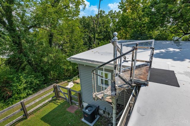 415 Hyde Park Drive, Hamilton, OH 45013