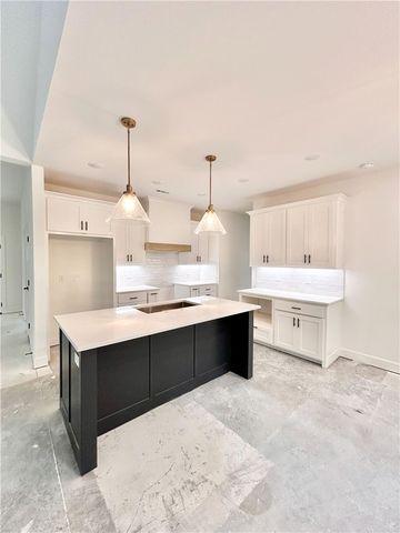 15 Lerwick Lane, Bella Vista, AR 72715