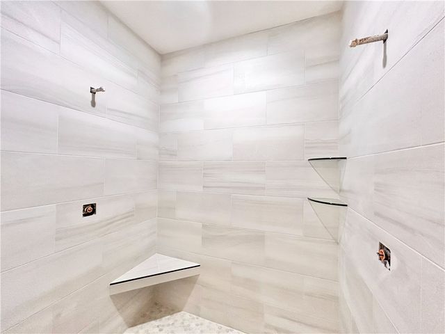 15 Lerwick Lane, Bella Vista, AR 72715