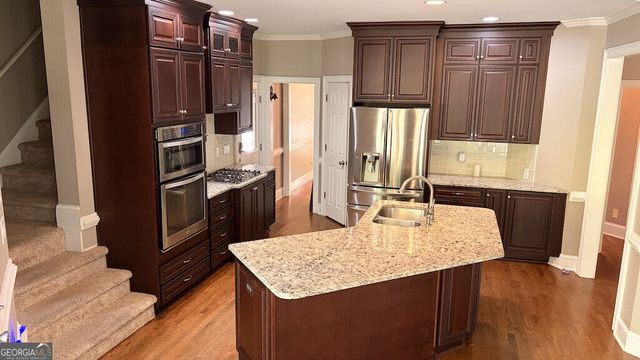 5660 Forkwood Trace NW, Acworth, GA 30101