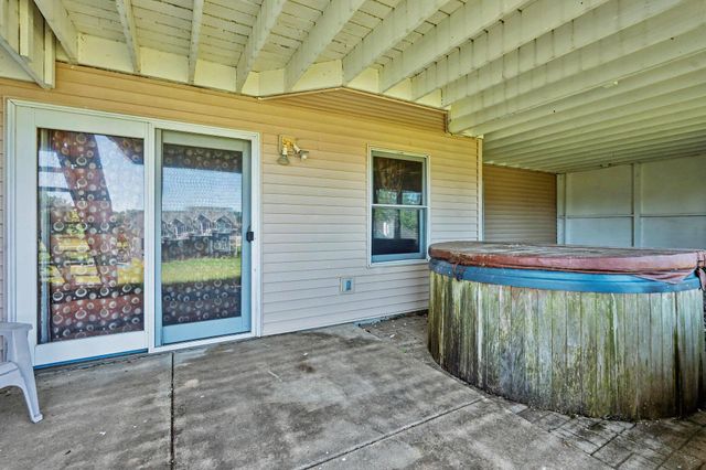 14 Blue Stone Ridge, Newton Twp, MI 49014