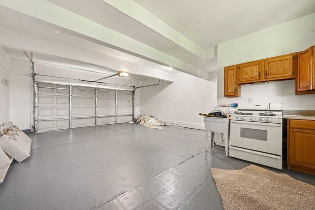 14 Blue Stone Ridge, Newton Twp, MI 49014