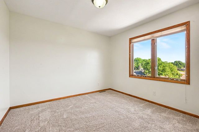 14 Blue Stone Ridge, Newton Twp, MI 49014