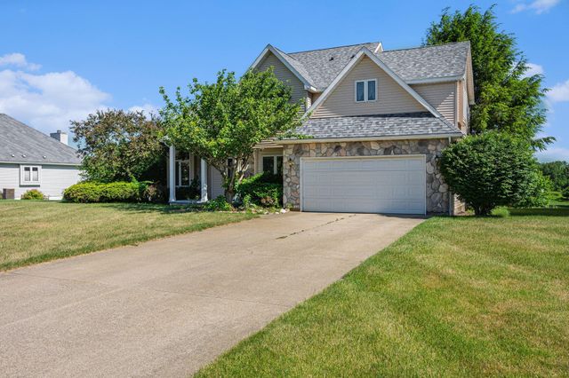 14 Blue Stone Ridge, Newton Twp, MI 49014