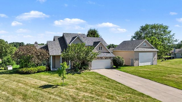 14 Blue Stone Ridge, Newton Twp, MI 49014