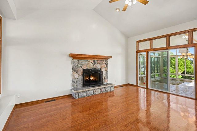 14 Blue Stone Ridge, Newton Twp, MI 49014