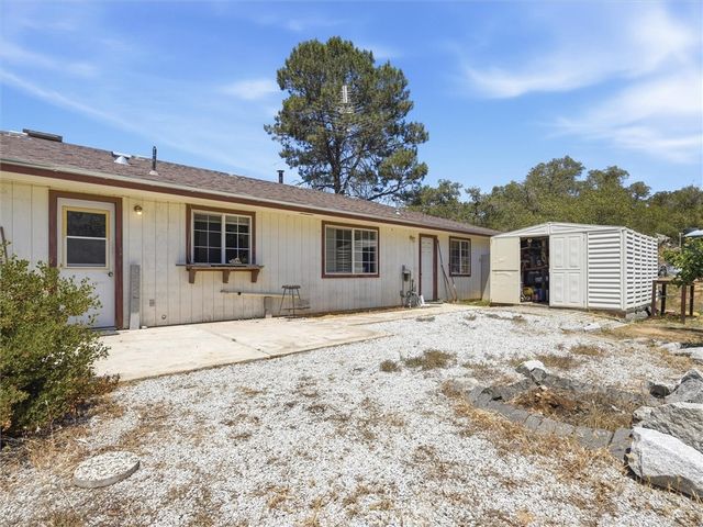 37494 Eagle, Raymond, CA 93653