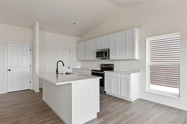 561 Edison Way, Wentzville, MO 63385