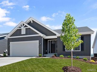 561 Edison Way, Wentzville, MO 63385