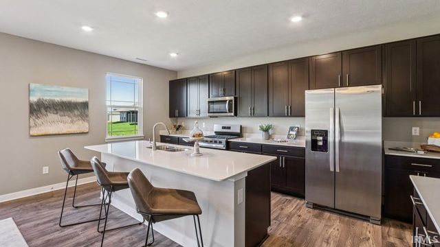 662 Atilla Way, Huntertown, IN 46748