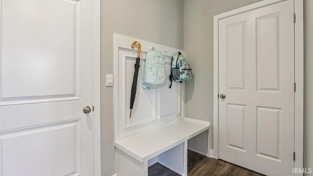 662 Atilla Way, Huntertown, IN 46748