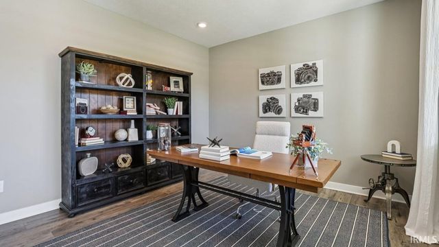 662 Atilla Way, Huntertown, IN 46748