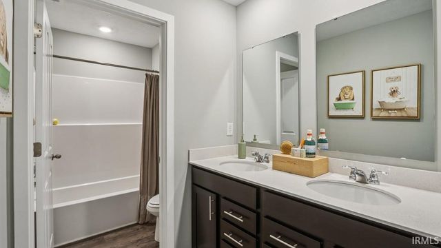 662 Atilla Way, Huntertown, IN 46748