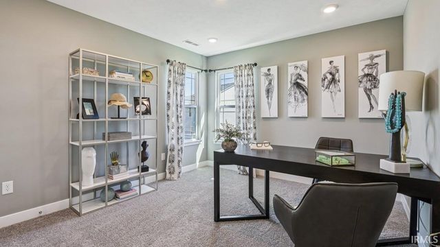 662 Atilla Way, Huntertown, IN 46748