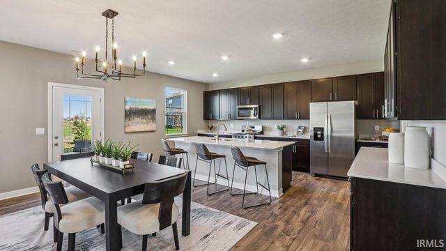 662 Atilla Way, Huntertown, IN 46748