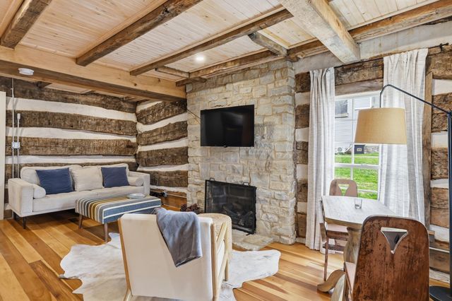 202 E Walnut Street, Danville, KY 40422