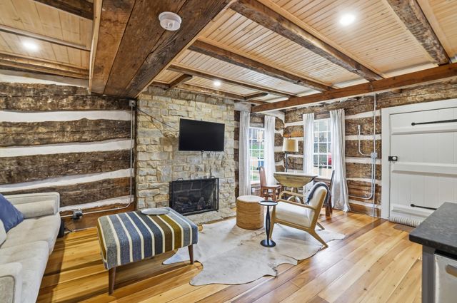 202 E Walnut Street, Danville, KY 40422