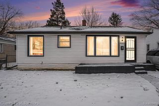 1329 Woodland Drive, Inkster, MI 48141